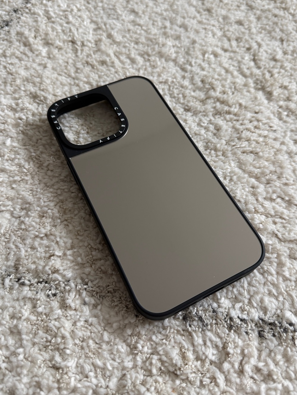 CASETIFY- iPhone 14 Pro Max mirror phone case